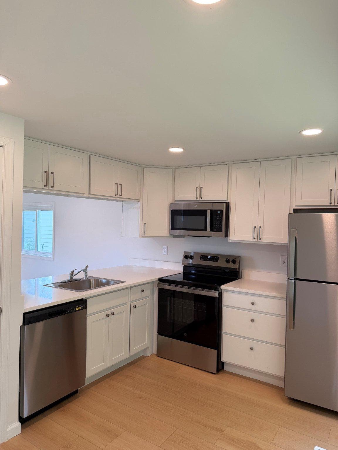 64 Longwood Place photo 11