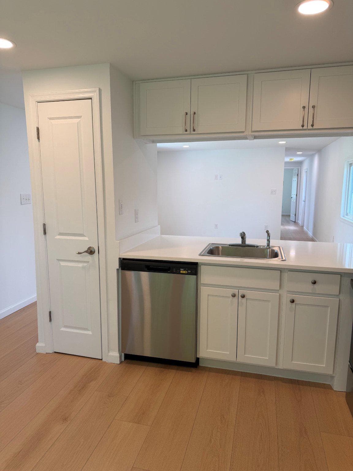 64 Longwood Place photo 12