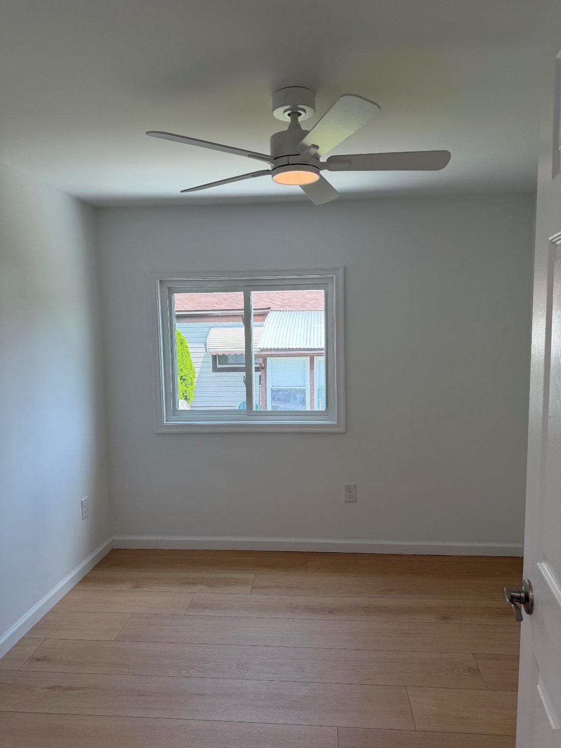 64 Longwood Place photo 22