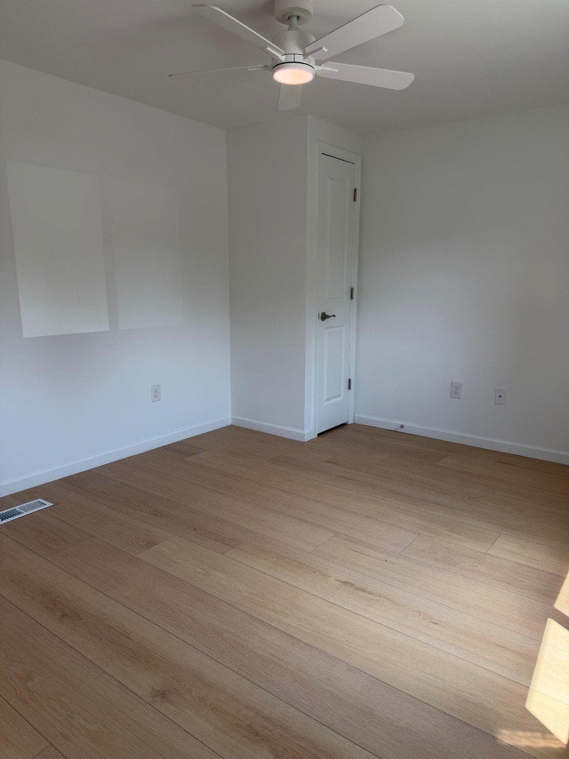 64 Longwood Place photo 26