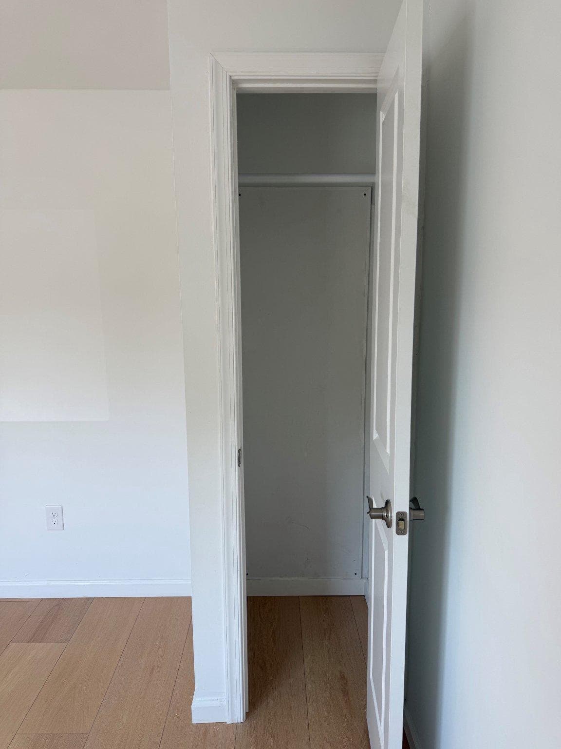 64 Longwood Place photo 28