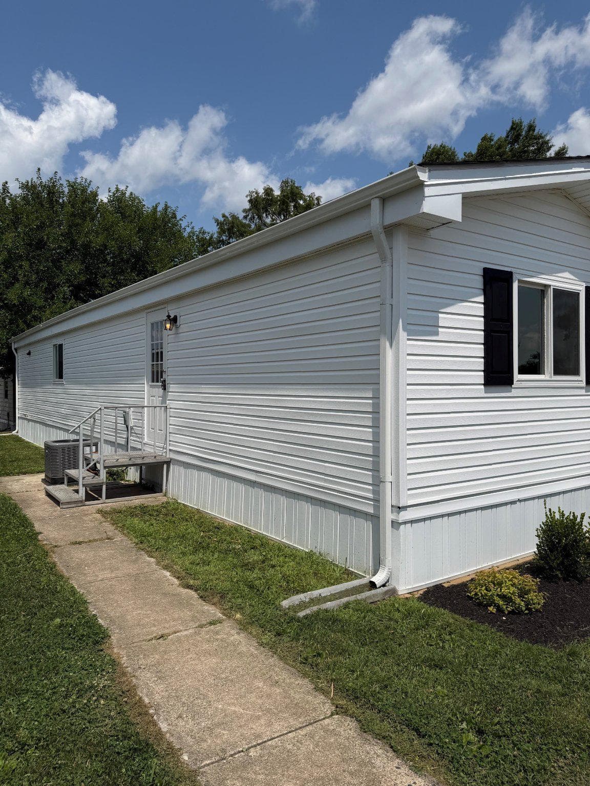 64 Longwood Place photo 7