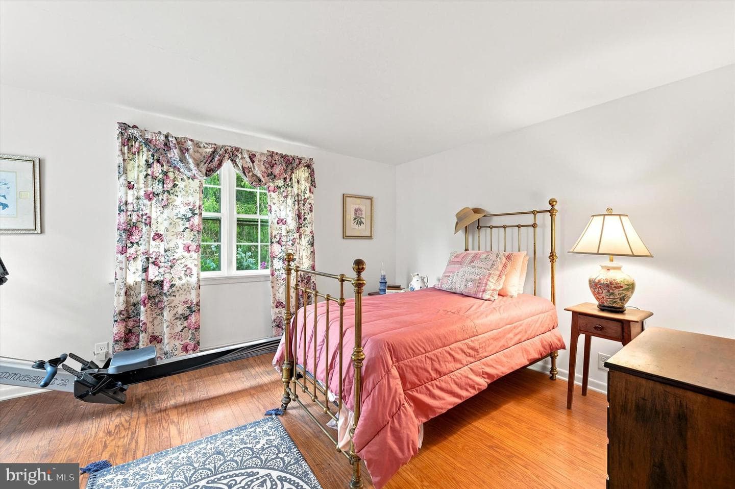 200 Ladbroke Road photo 16