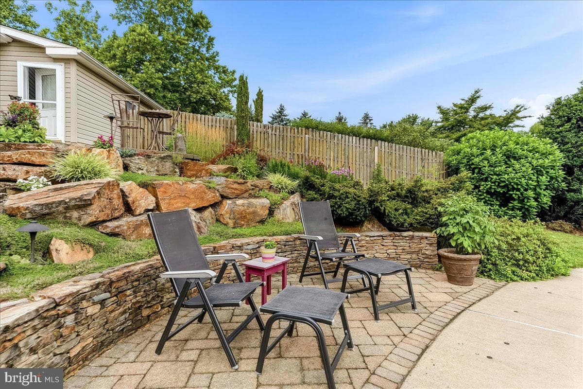 23 Cassell Road photo 48