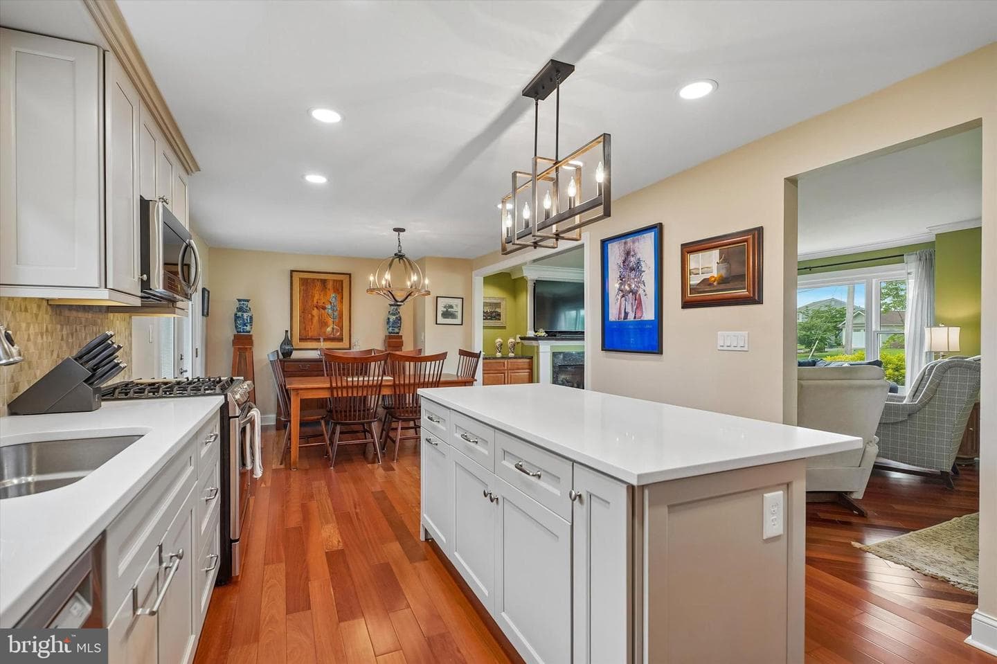 2027 Birchwood Drive photo 3