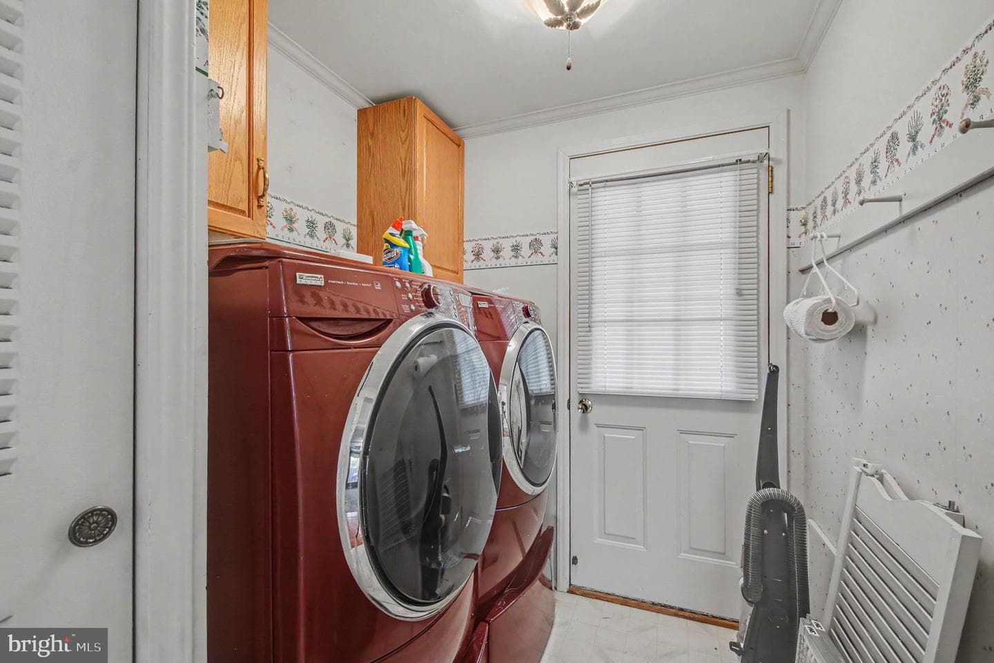 10 Juniper Court W photo 22