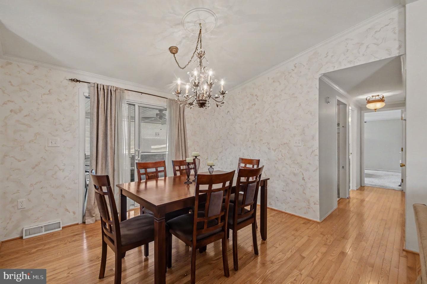 10 Juniper Court W photo 7