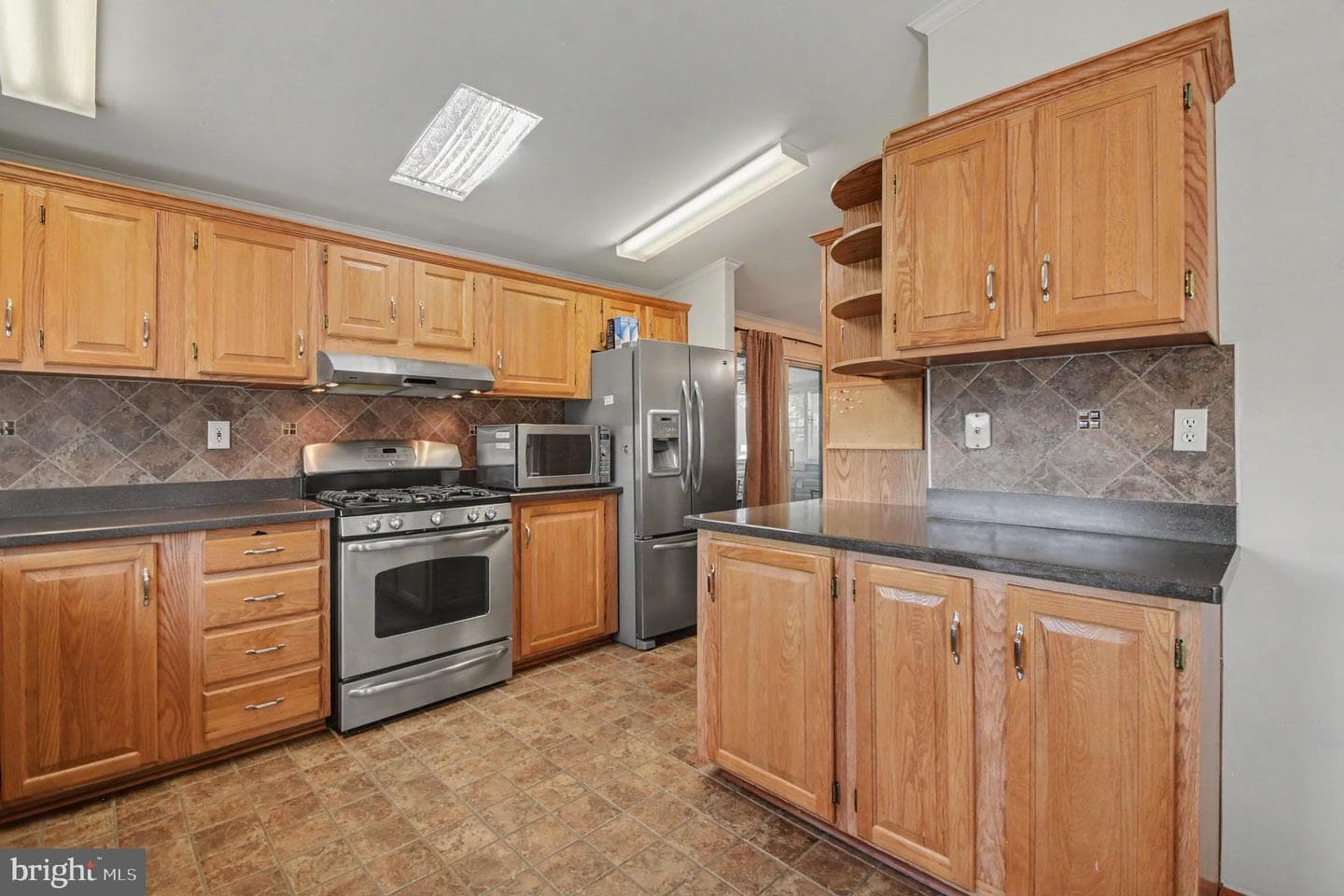 10 Juniper Court W photo 8