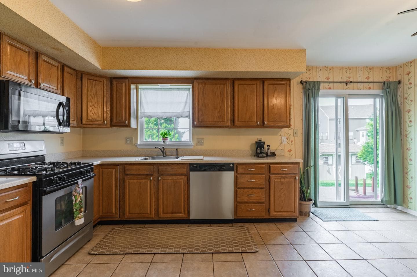 121 Winding Way photo 12