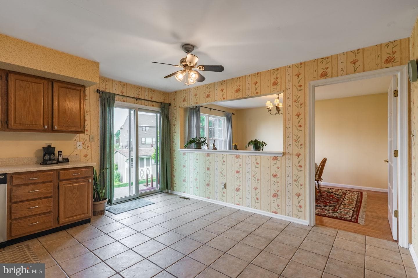 121 Winding Way photo 13