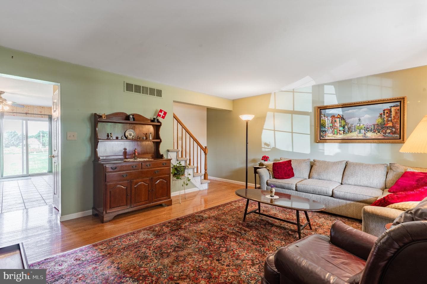 121 Winding Way photo 6