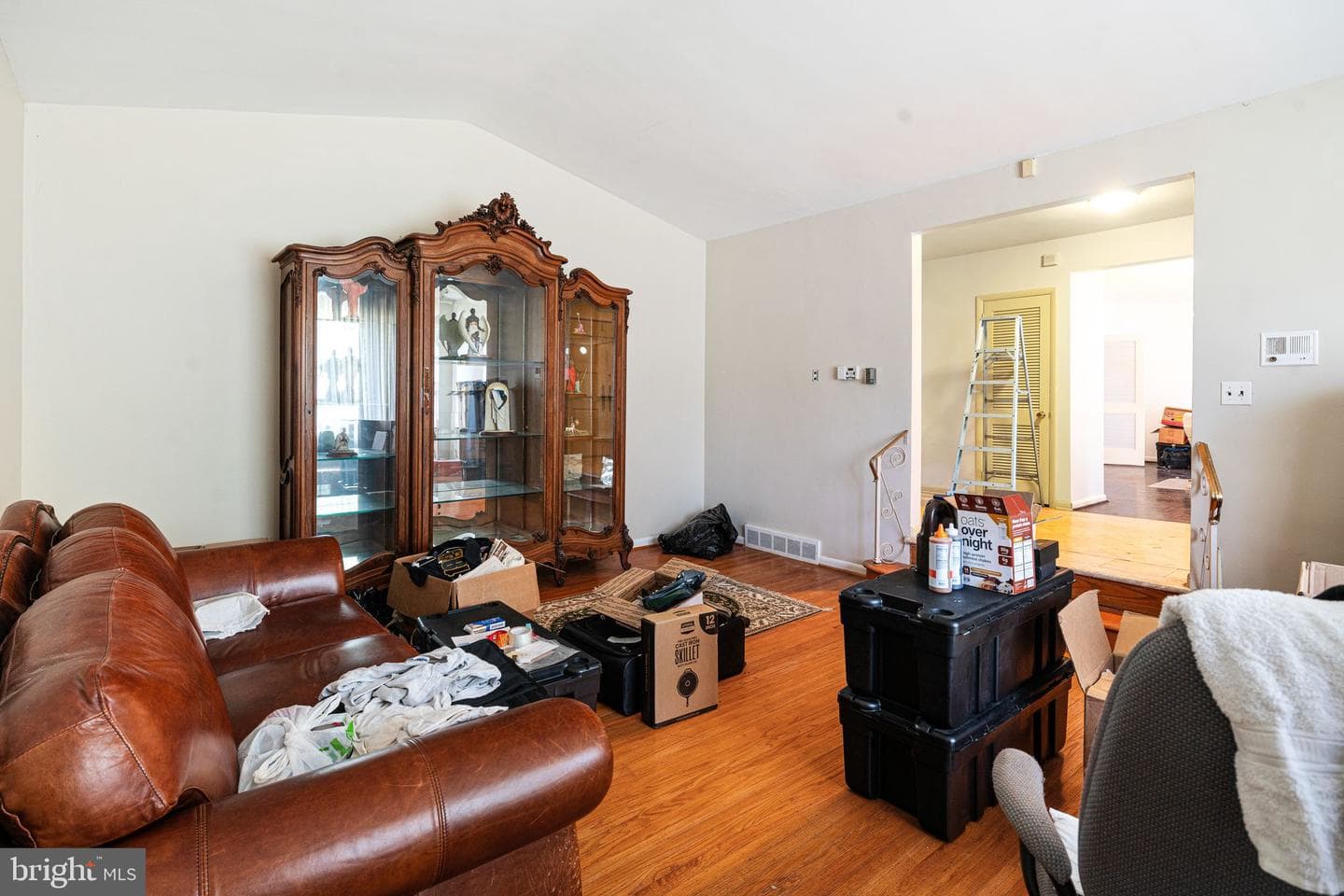 7942 Oak Hill Drive photo 3