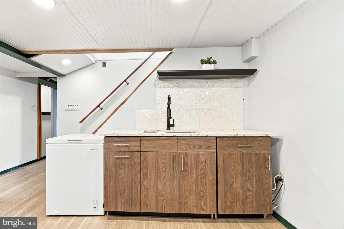 1307 Midland Road photo 19