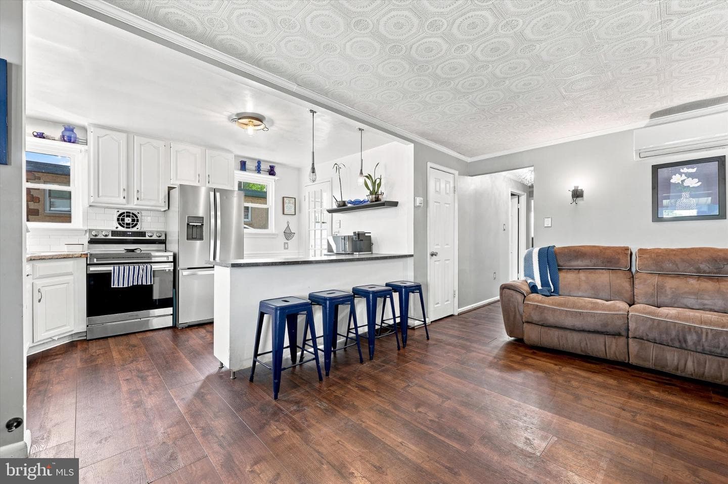 1307 Midland Road photo 5