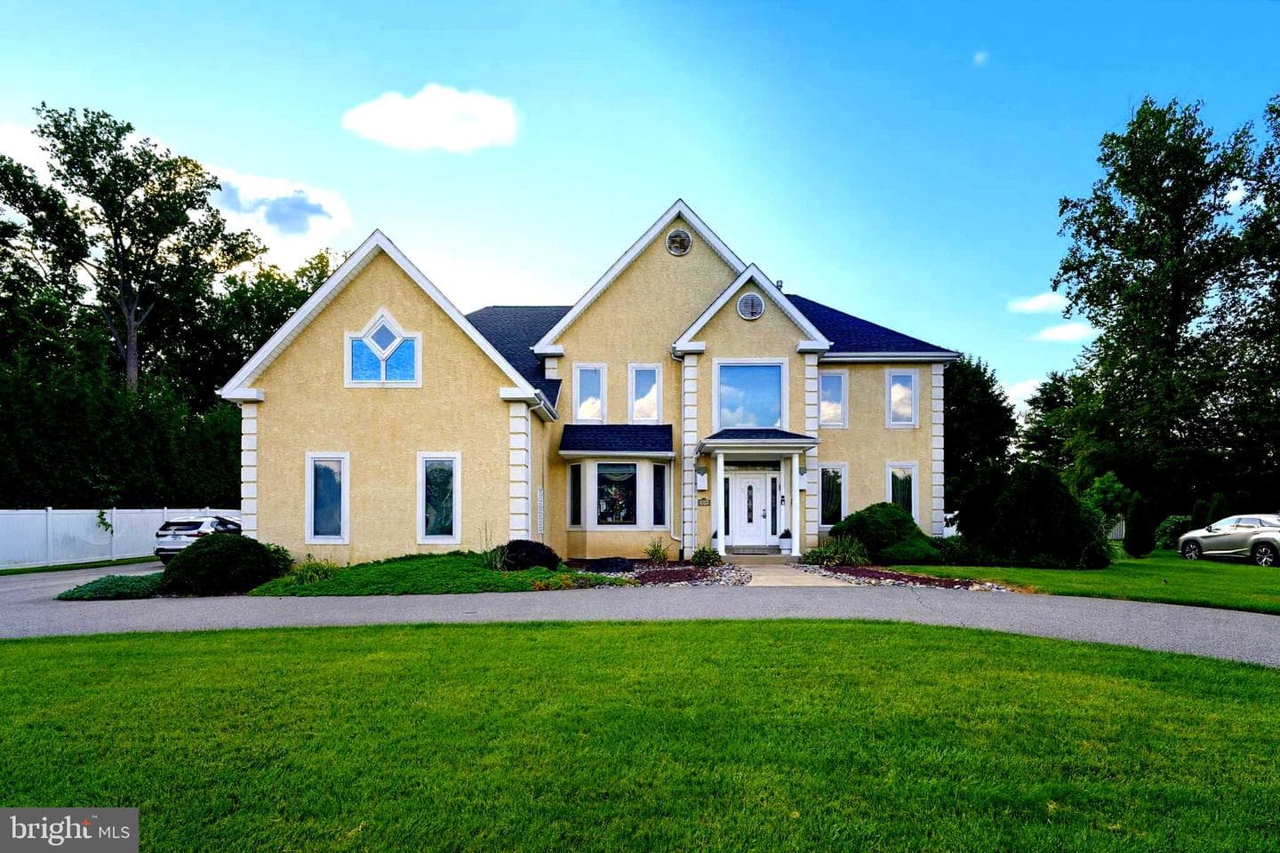 3930 Pond View Lane photo 1