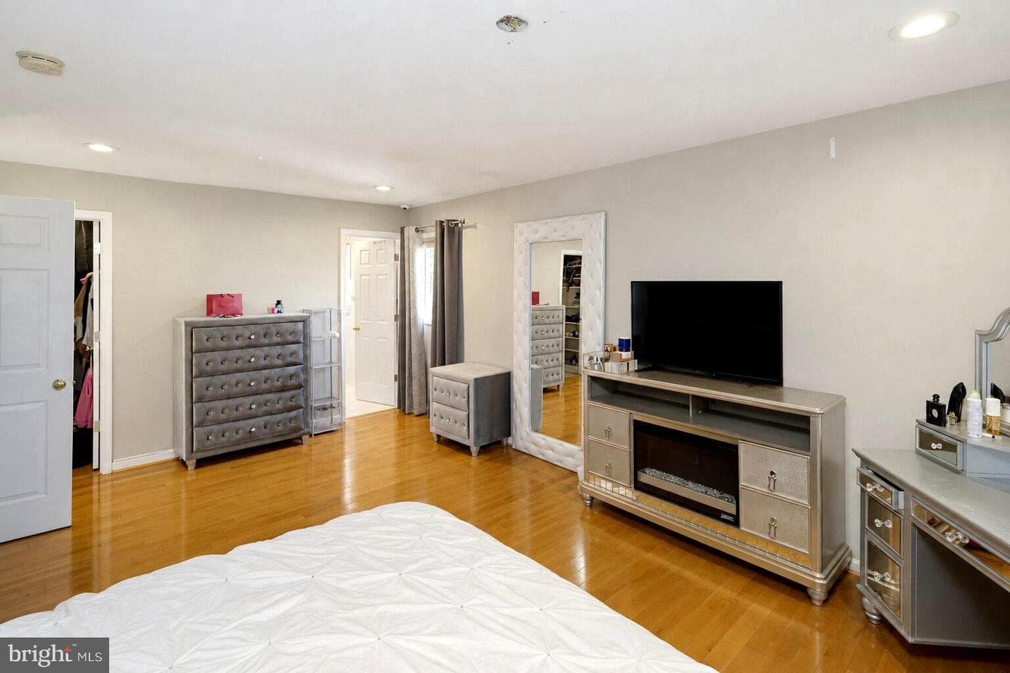 3930 Pond View Lane photo 23