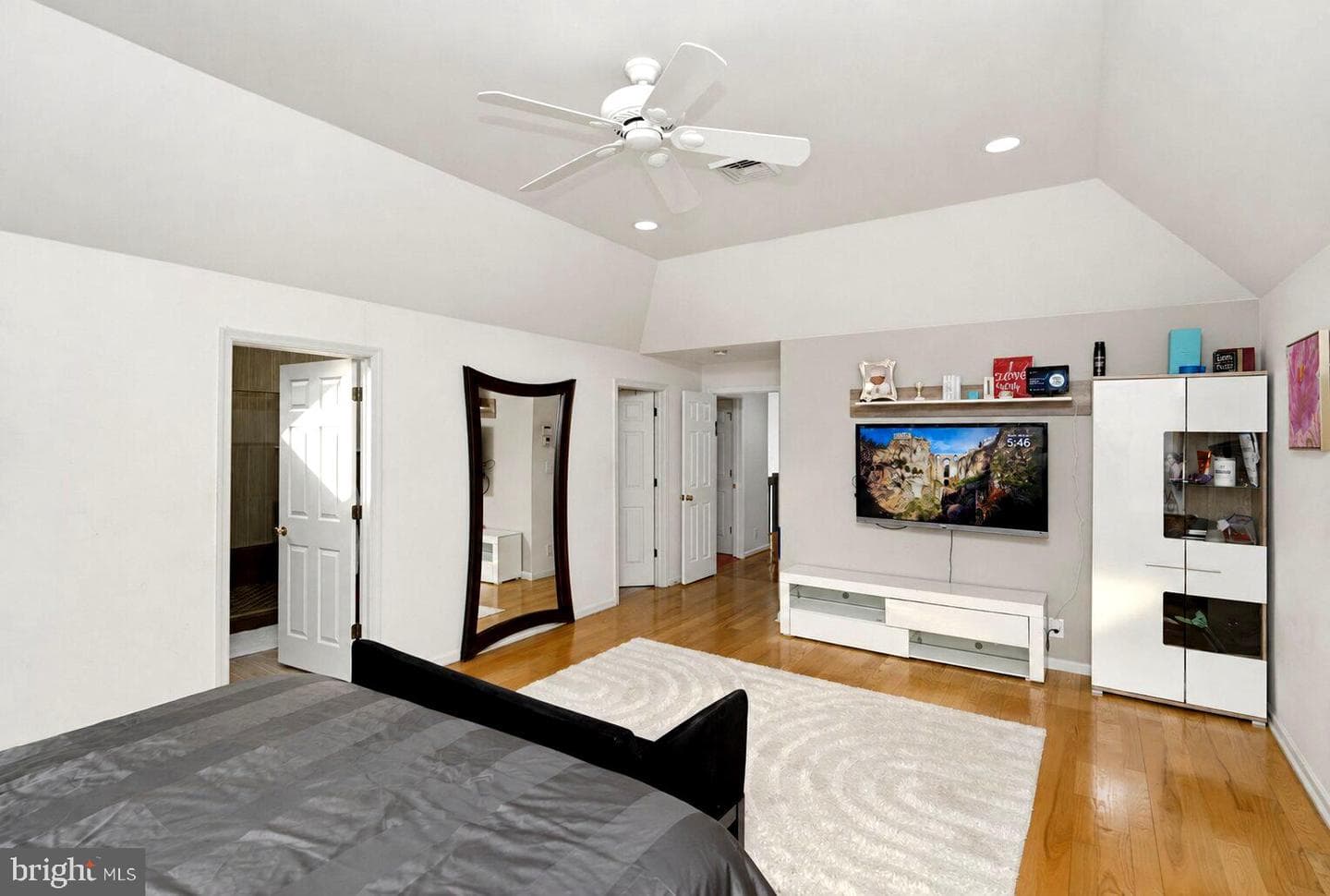 3930 Pond View Lane photo 30