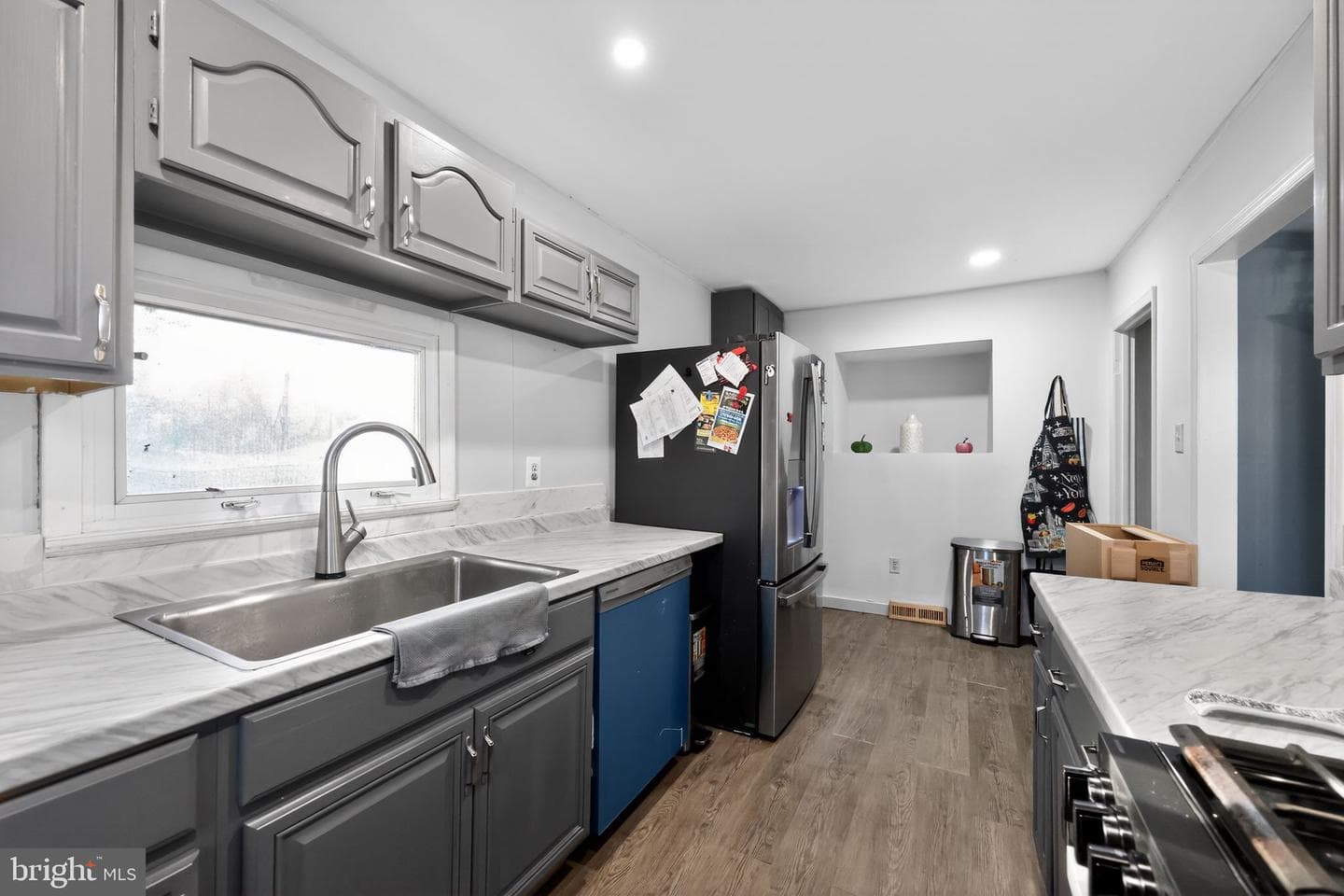 550 Penn Avenue photo 9