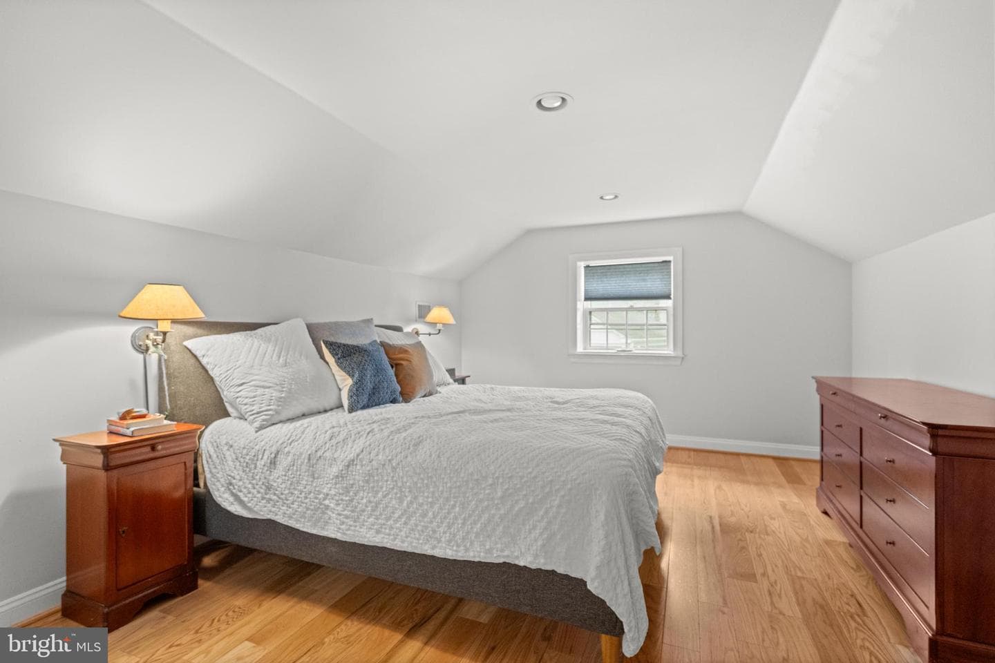 505 Parkview Drive photo 35