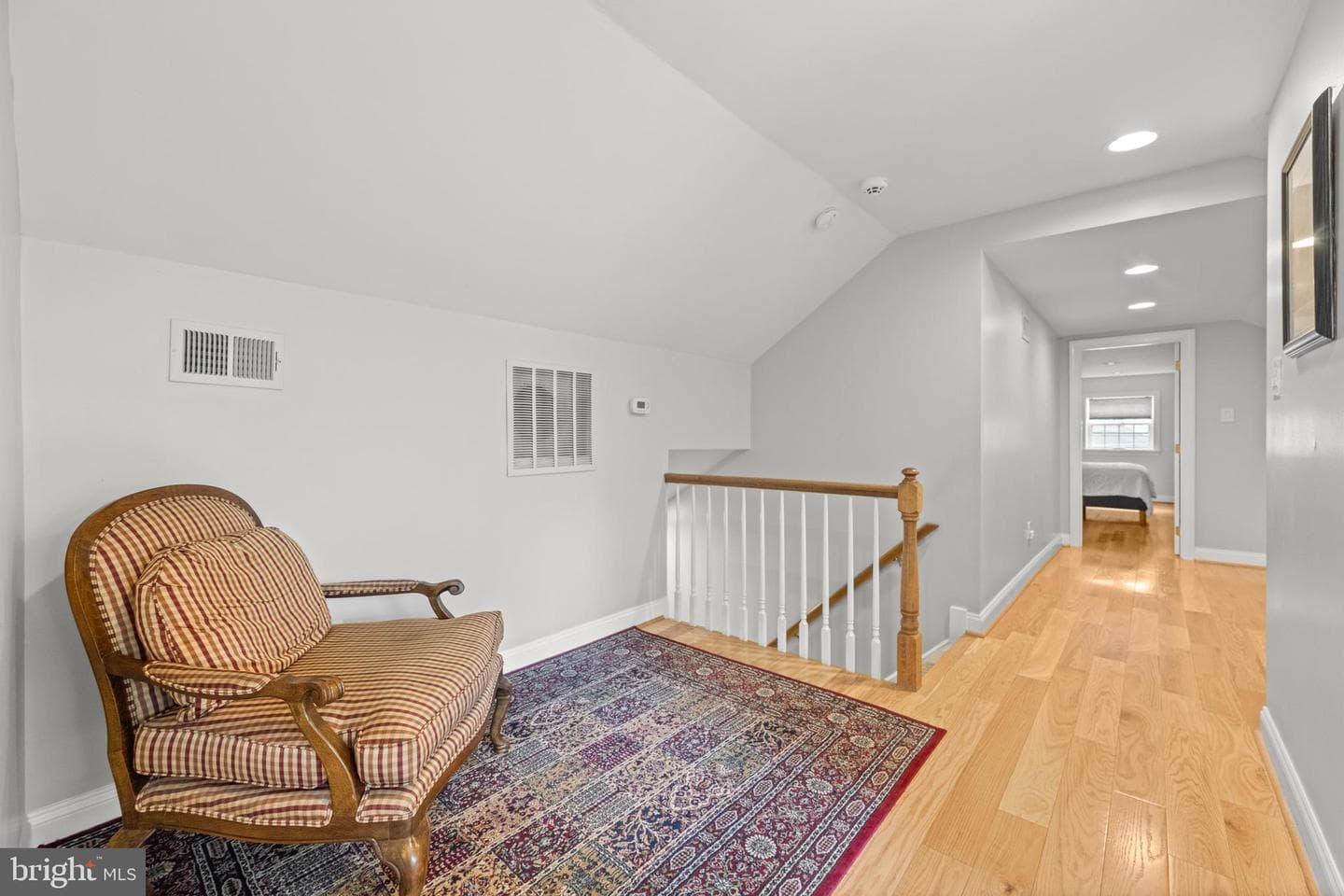505 Parkview Drive photo 38