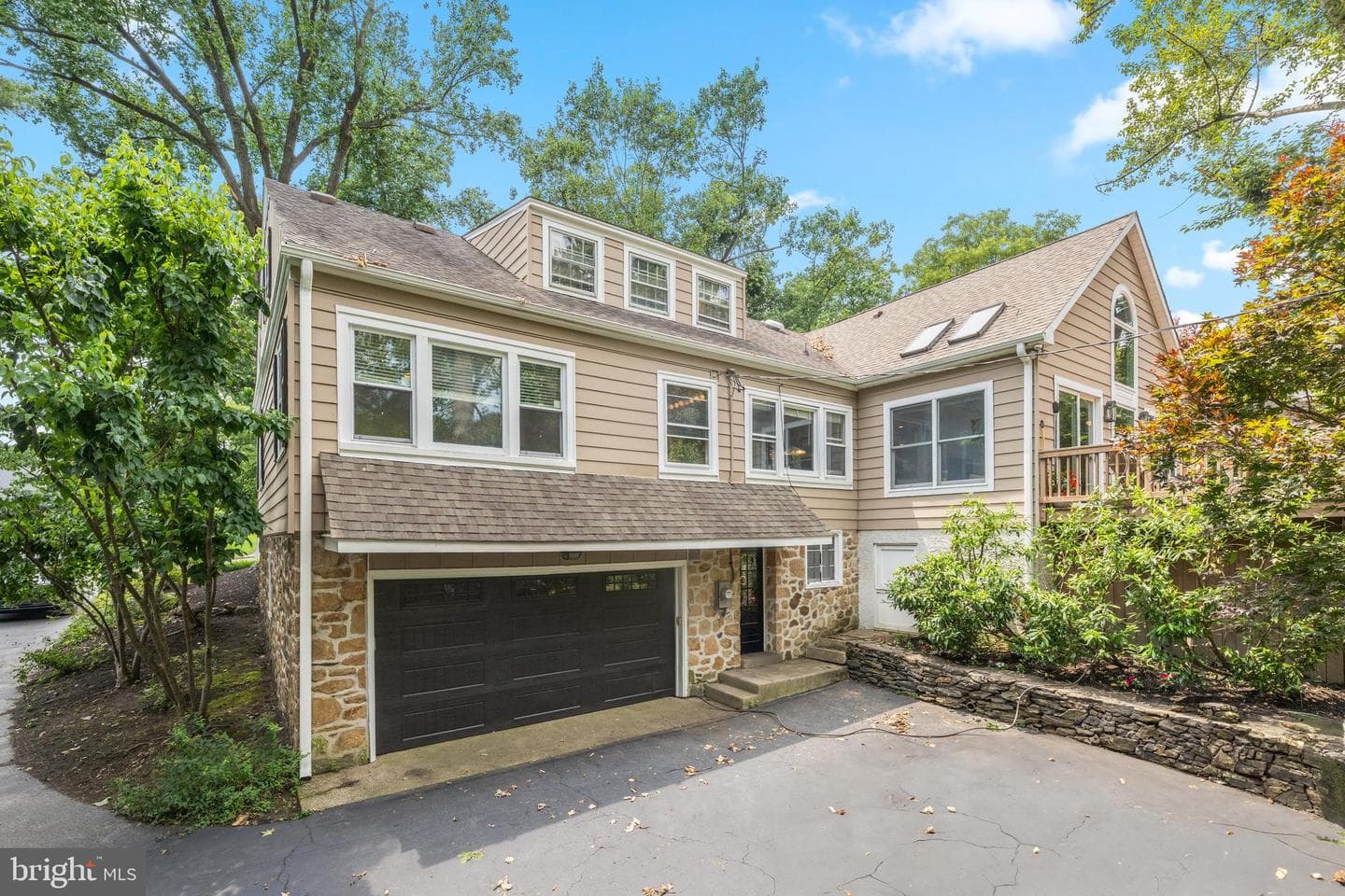 505 Parkview Drive photo 9