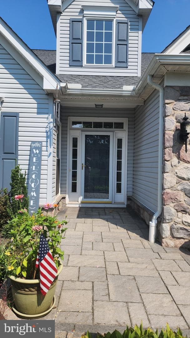 3881 Arbours Avenue photo 4