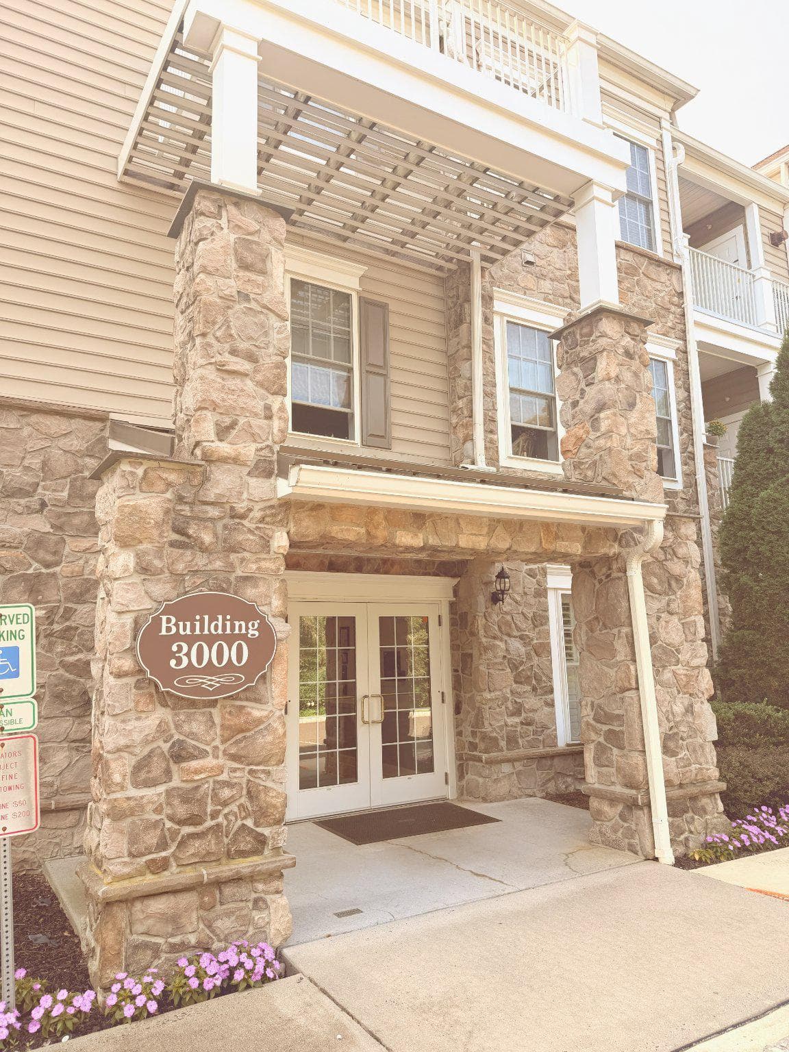 3106 Lilac Court photo 1
