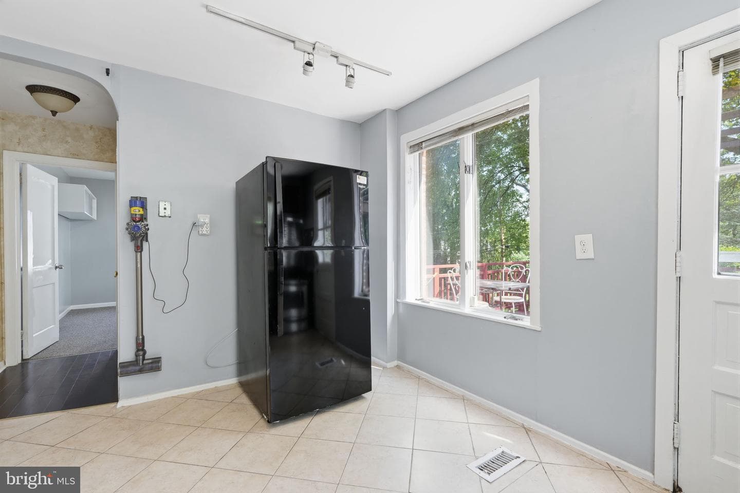 1102 Orleans Road photo 13