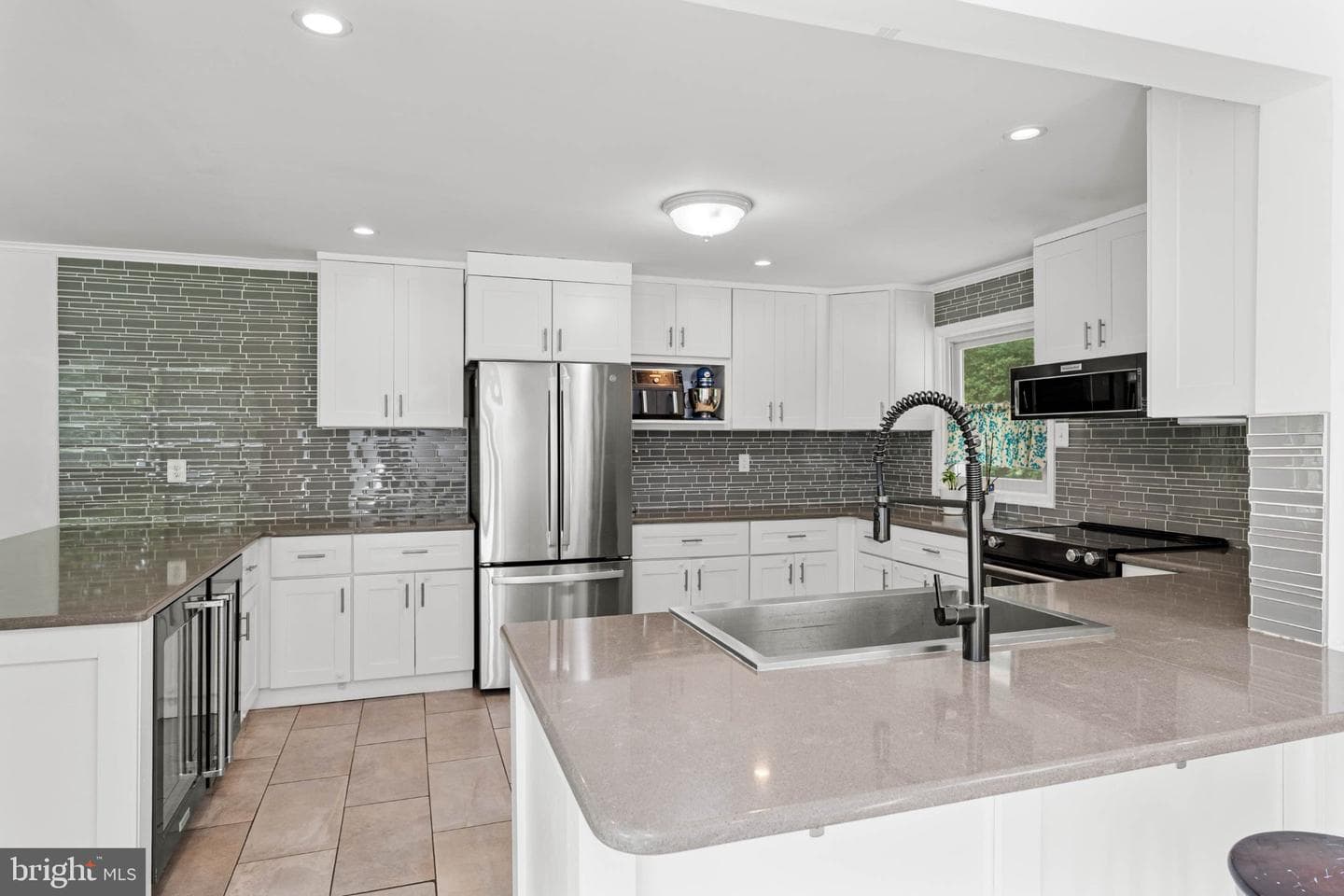 1162 Dewitt Road photo 15