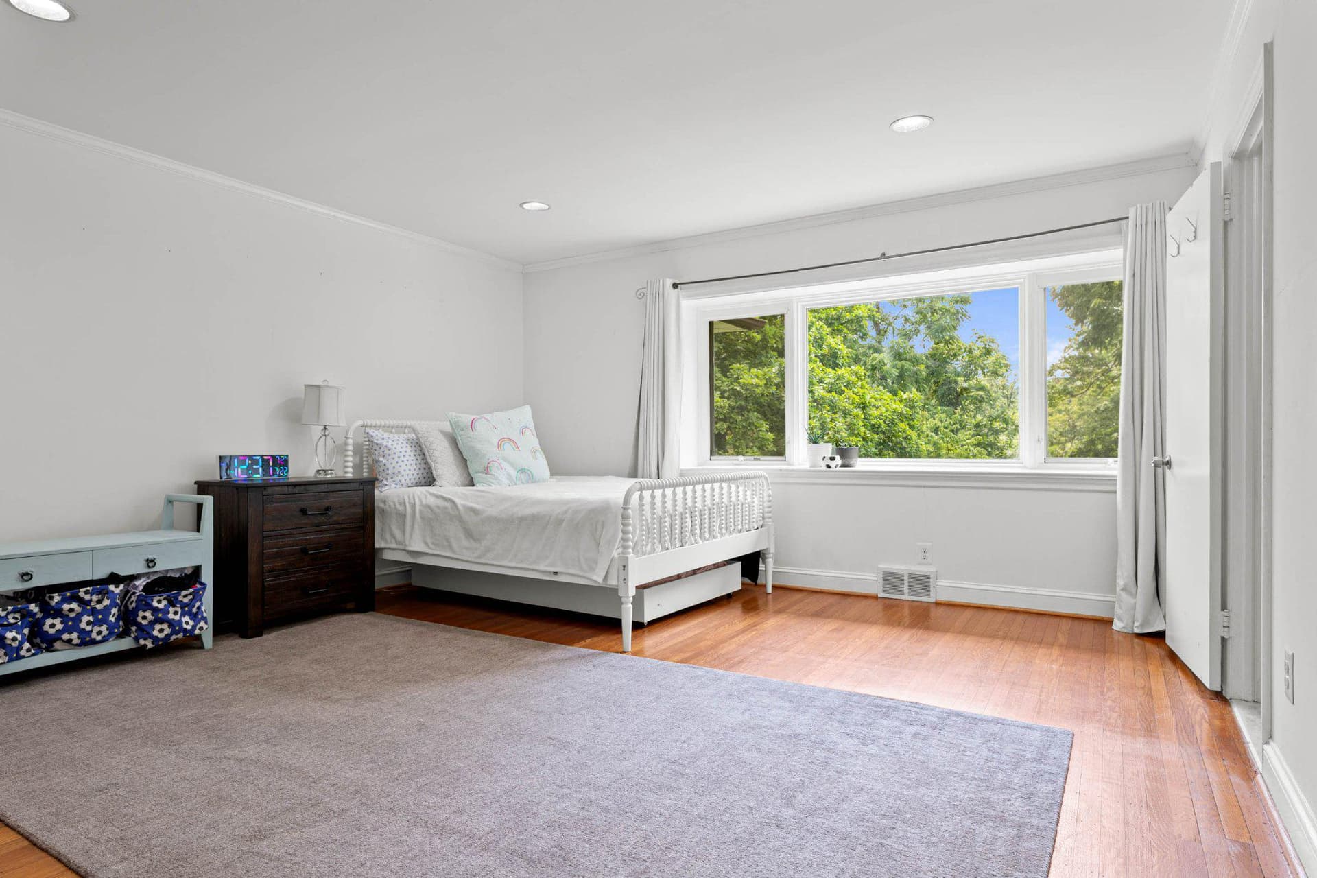 1162 Dewitt Road photo 18