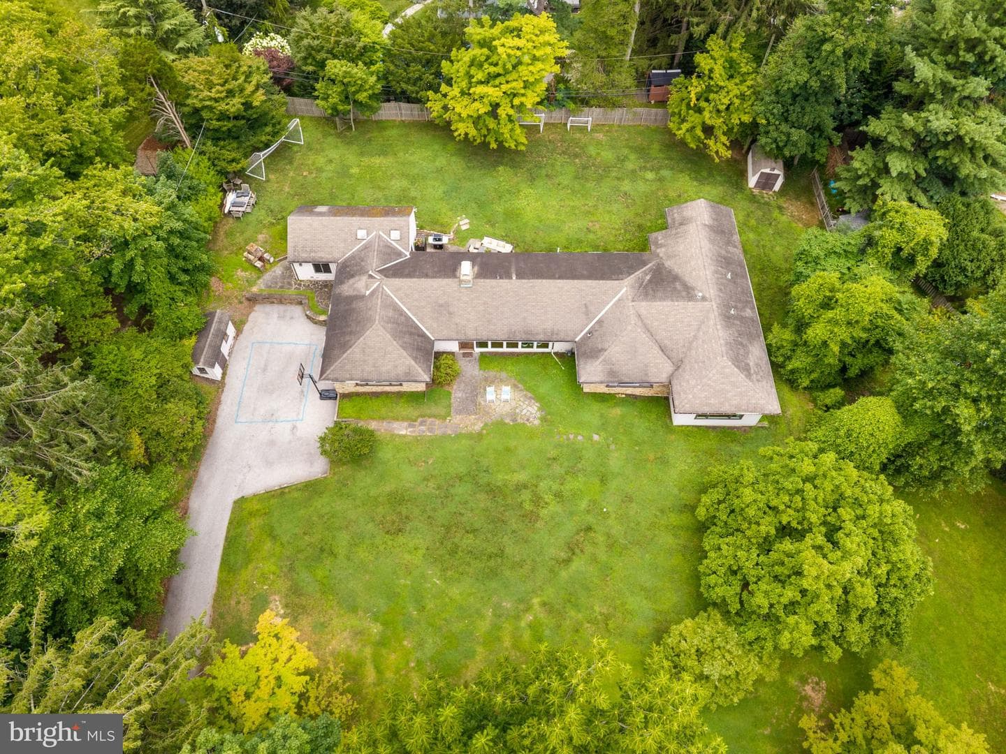 1162 Dewitt Road photo 49