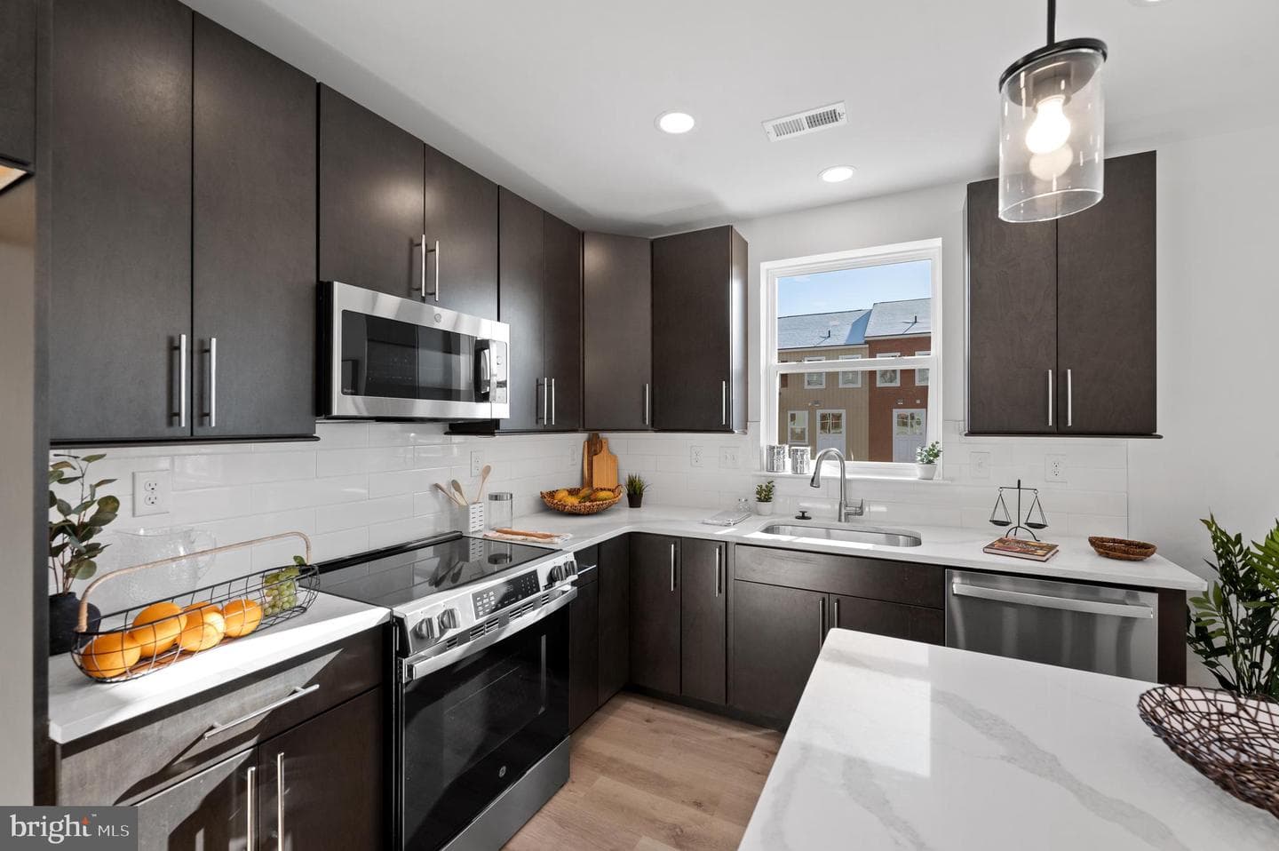 1883 Arbor Place Dr #2a photo 5
