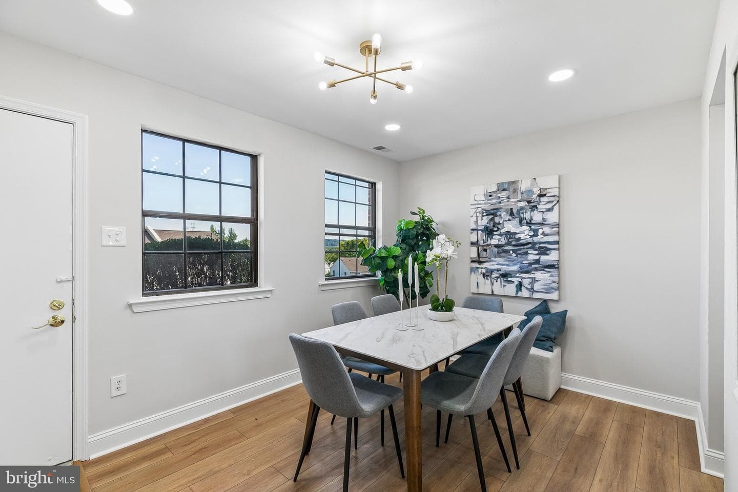 224 Holly Drive photo 2