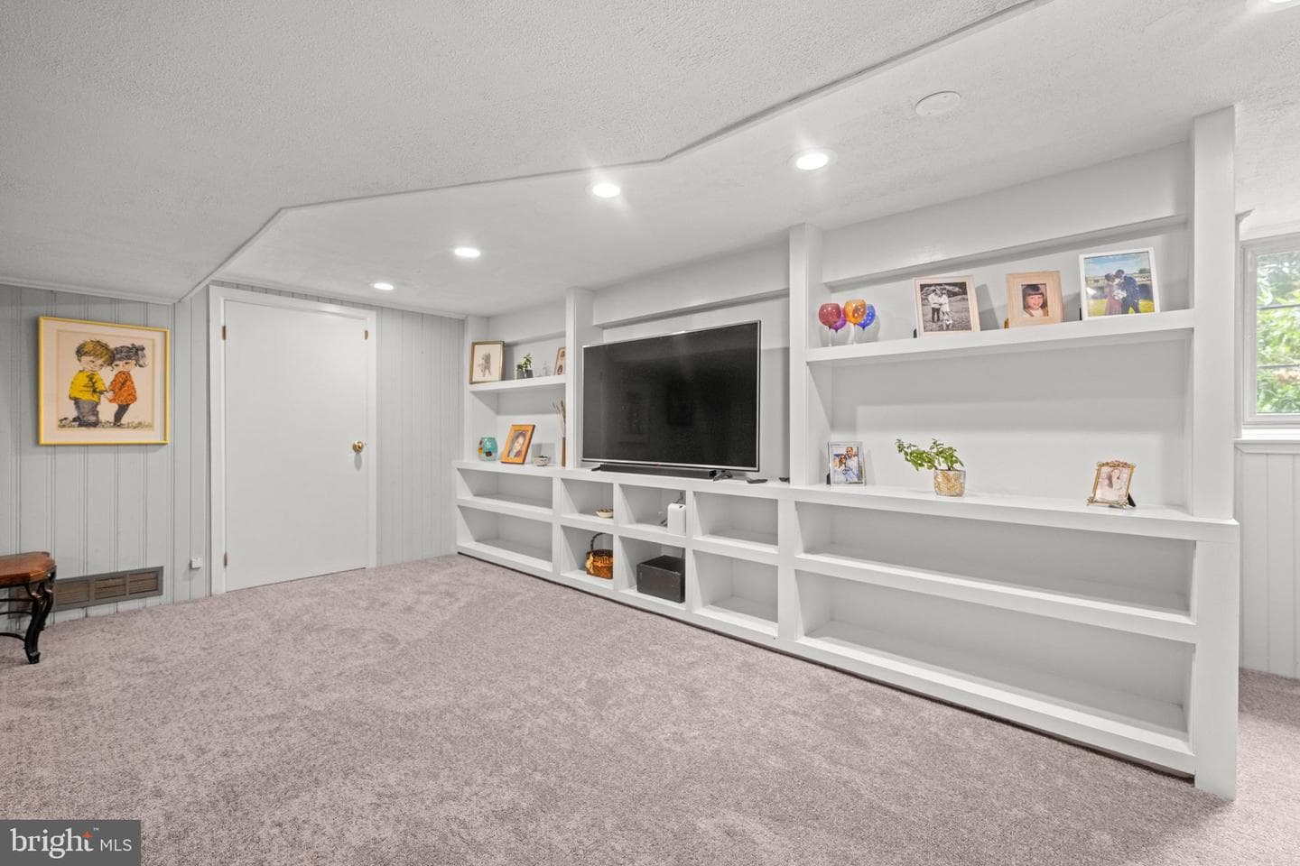505 Parkview Drive photo 43