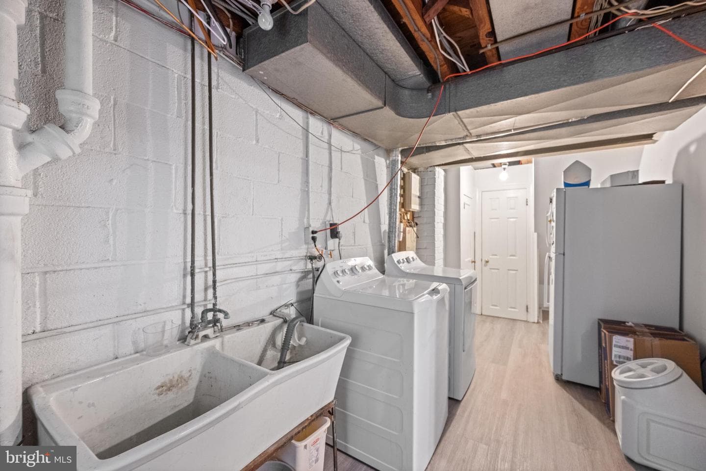 505 Parkview Drive photo 45