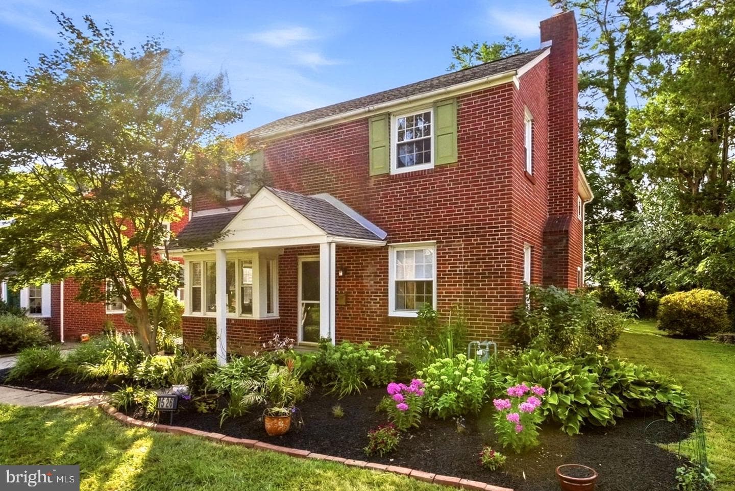 1526 James Road photo 1