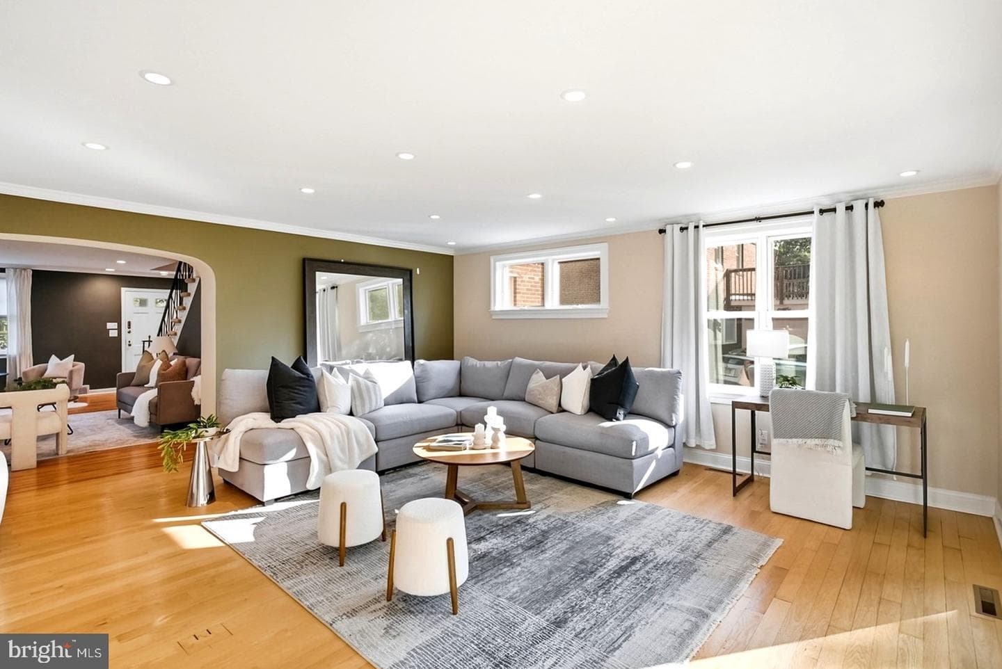 1526 James Road photo 10