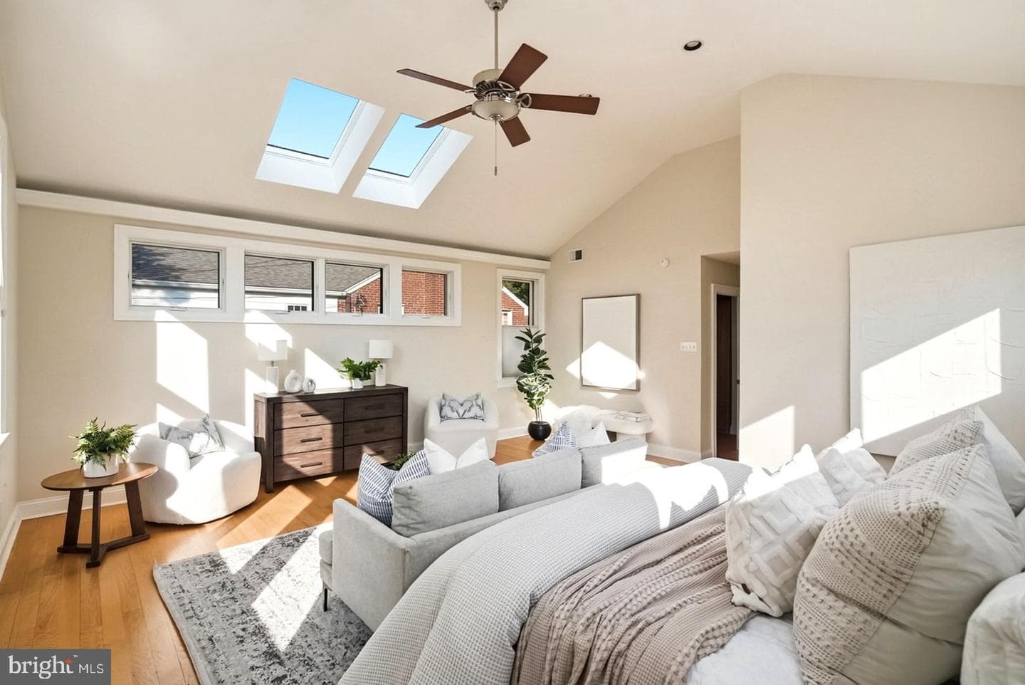 1526 James Road photo 22