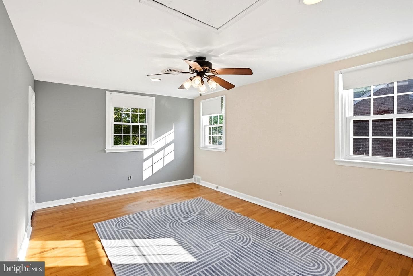 1526 James Road photo 26