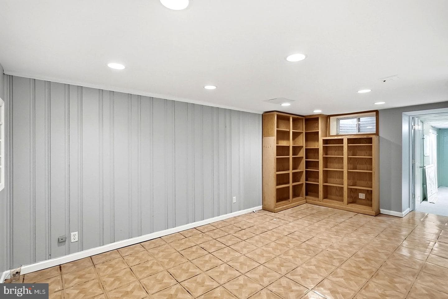1526 James Road photo 33