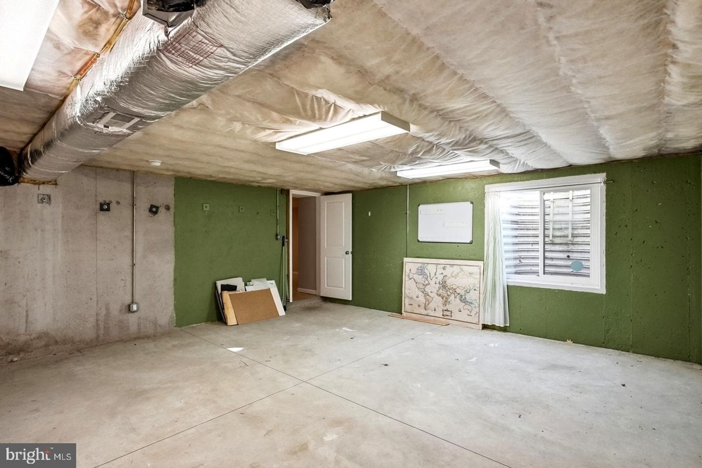 1526 James Road photo 38