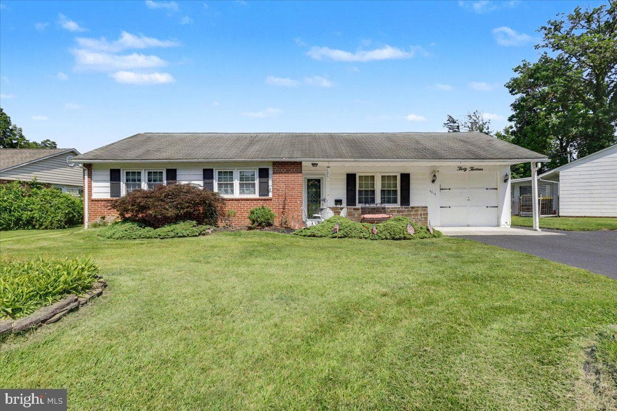 3013 Cottage Ln photo 1