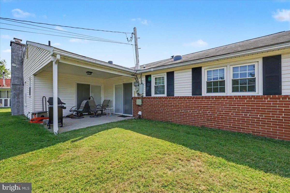 3013 Cottage Ln photo 10