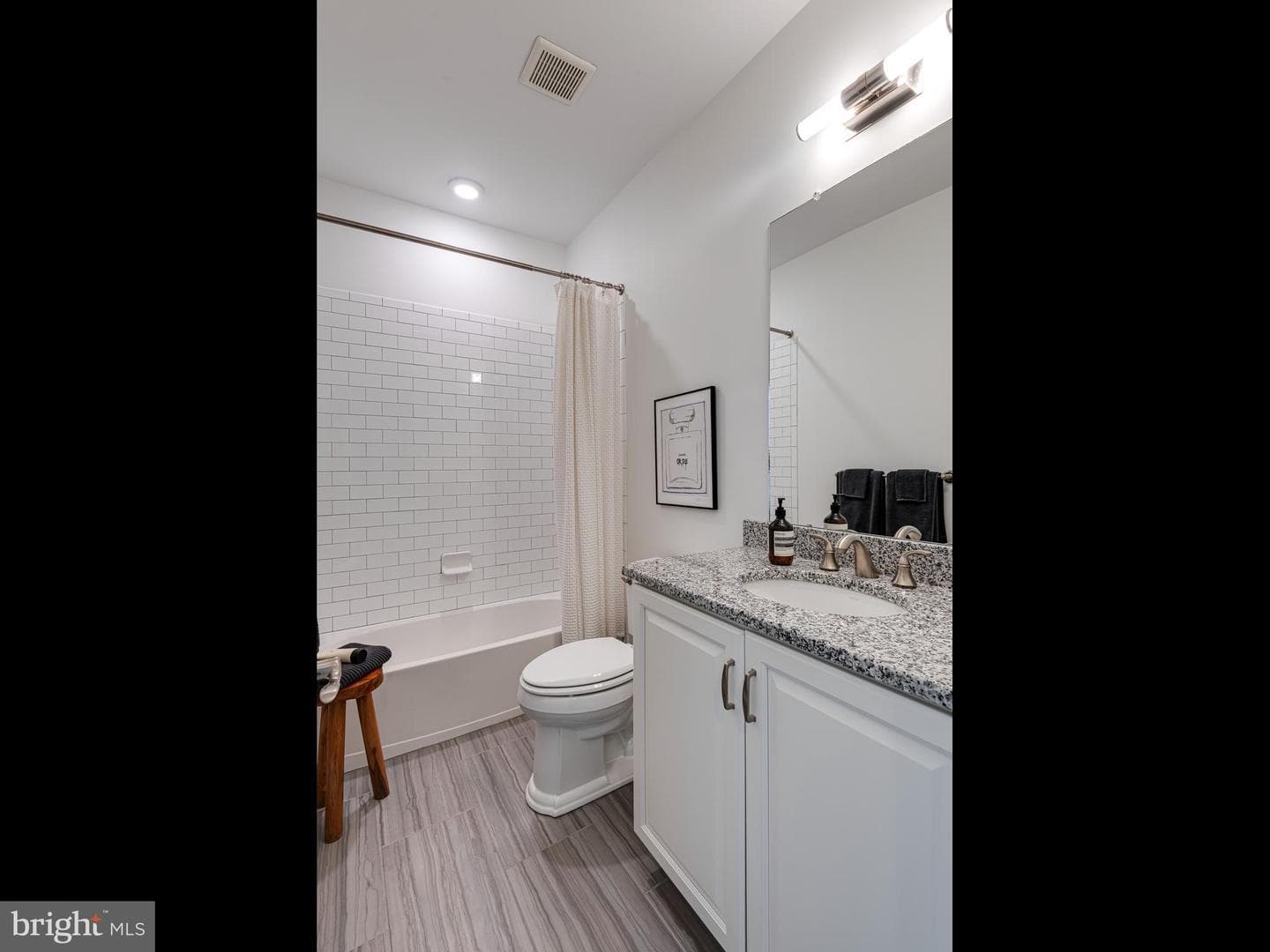 414 Lakeview Court #2 Upper photo 36