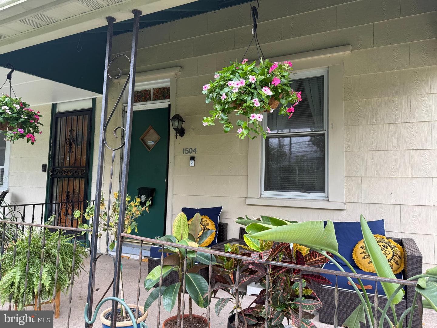1504 Willow Avenue photo 2