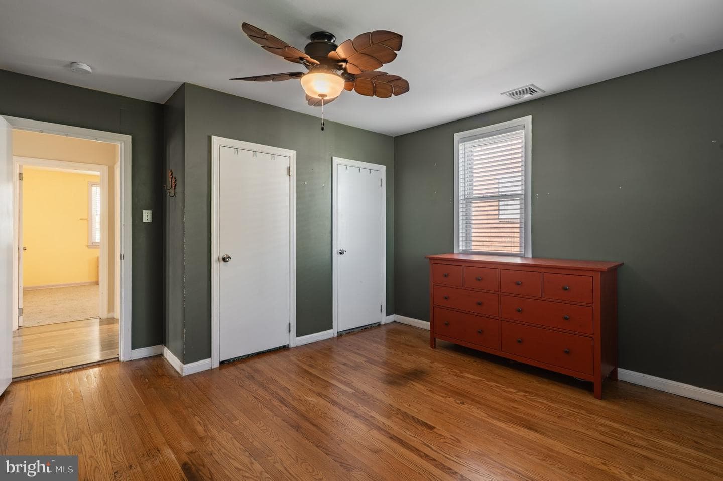 323 Coates Street photo 20