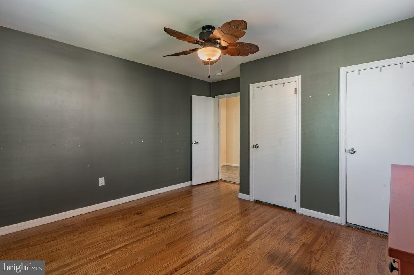 323 Coates Street photo 21