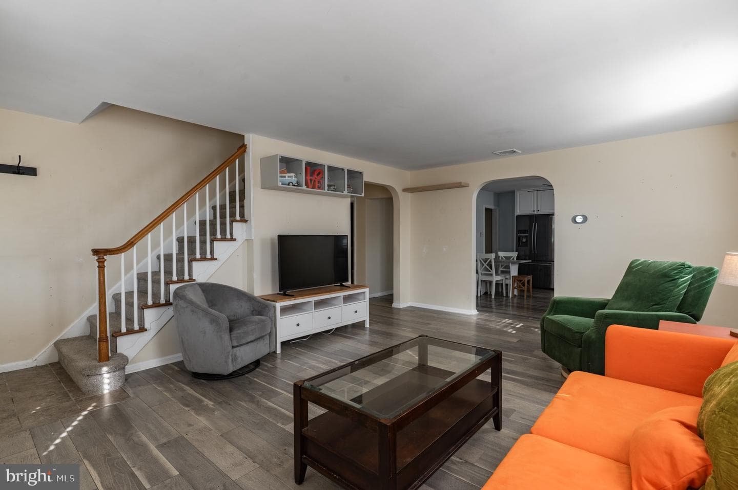 323 Coates Street photo 6