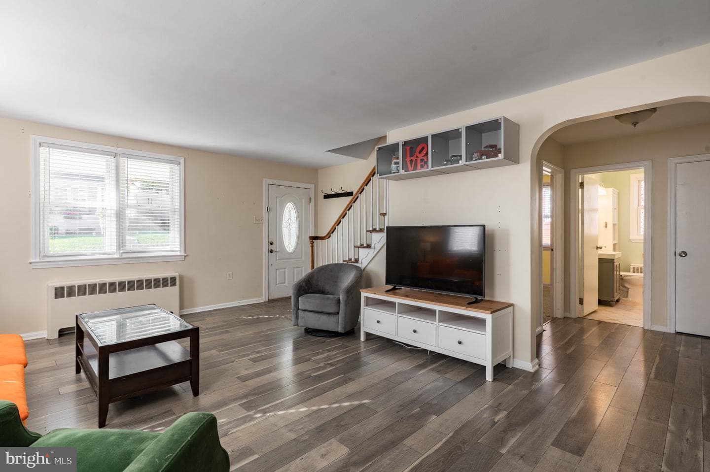 323 Coates Street photo 8