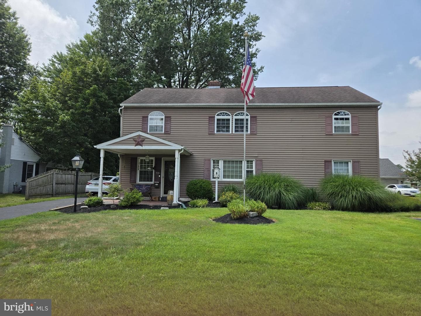 1031 Cardinal Road photo 1